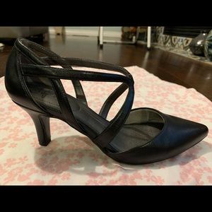 Life Stride black heels, never worn, 2.25 in. heels, 8.5